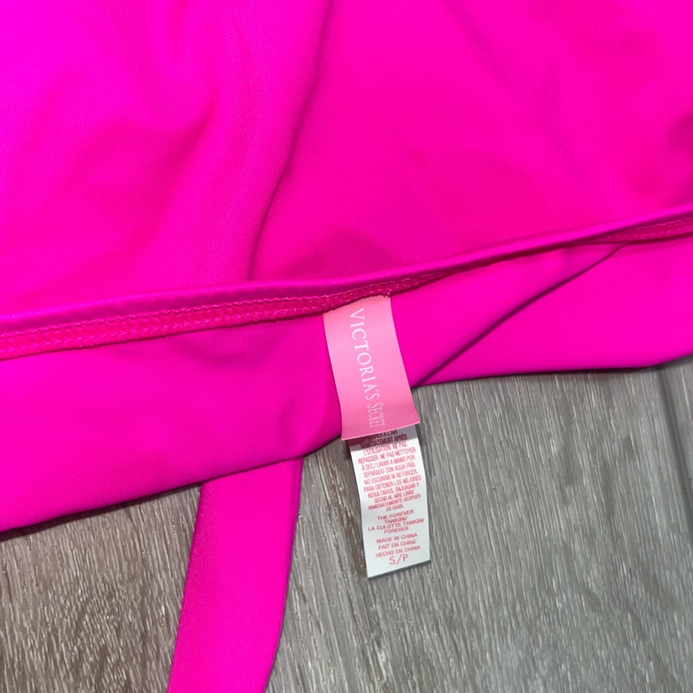 VS Tankini Swim Pink Halter Top Padded - Picture 4 of 9